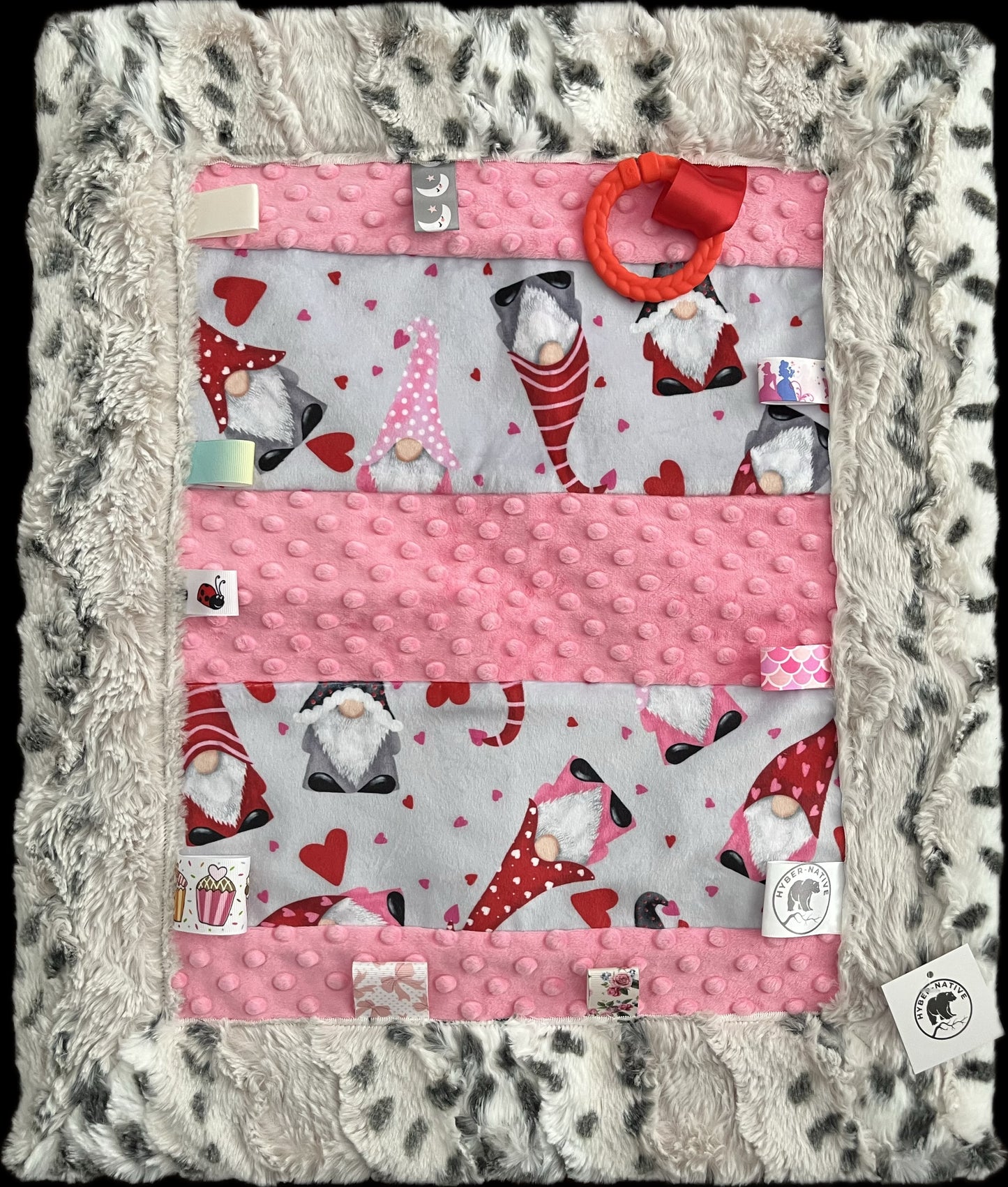 Hearts & Gnomes Cubtag