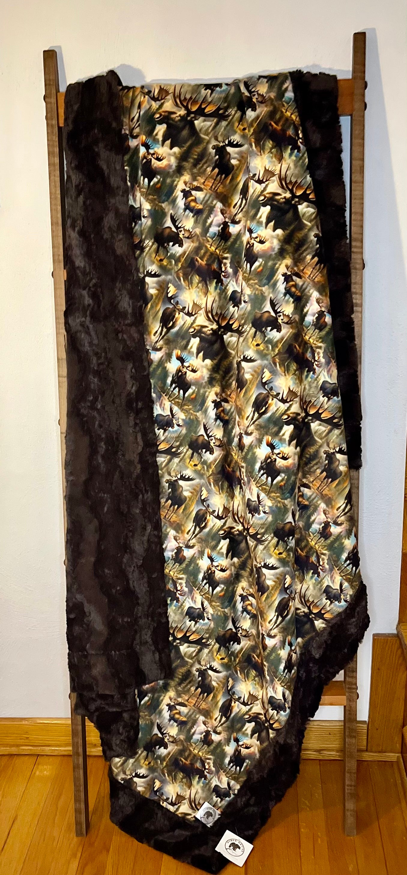 Moose/Espresso Glacier Adult Throw