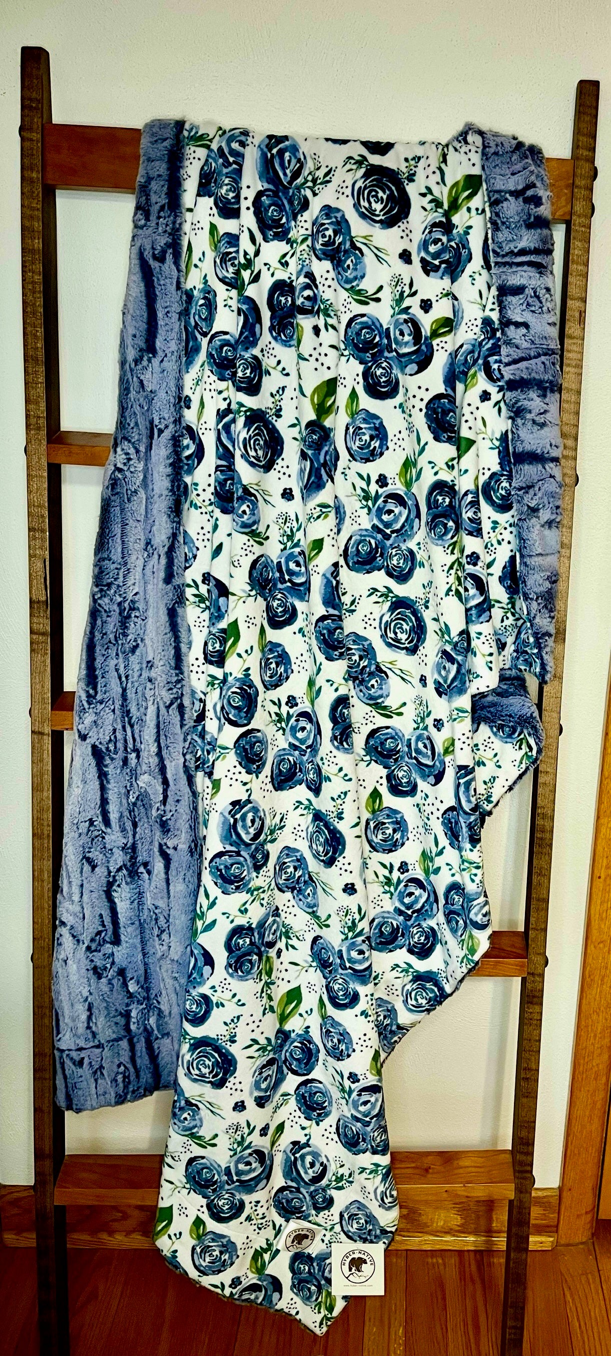 Rosie Navy/Forest for Winter Sky Travel Throw