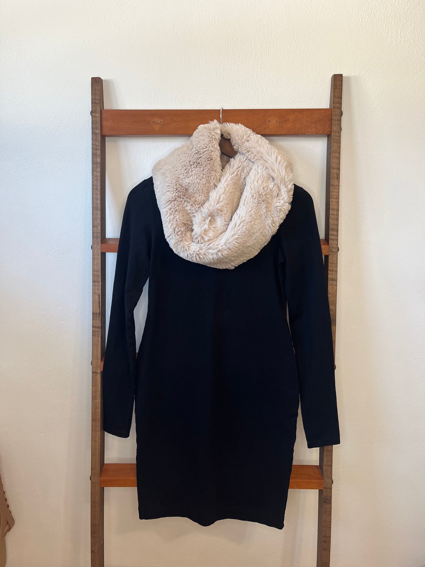 Champagne Arctic Fox Infinity Scarf