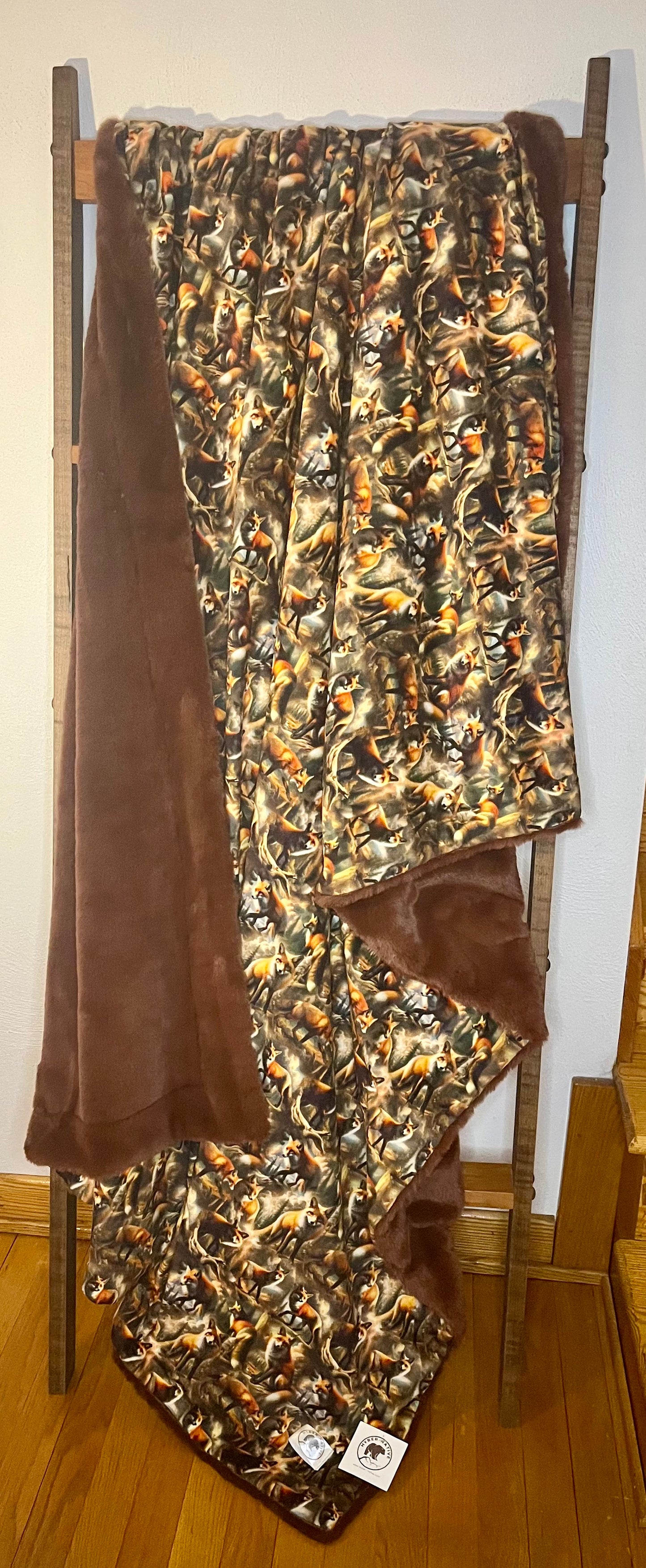 Fox/Autumn Encore Summit Throw