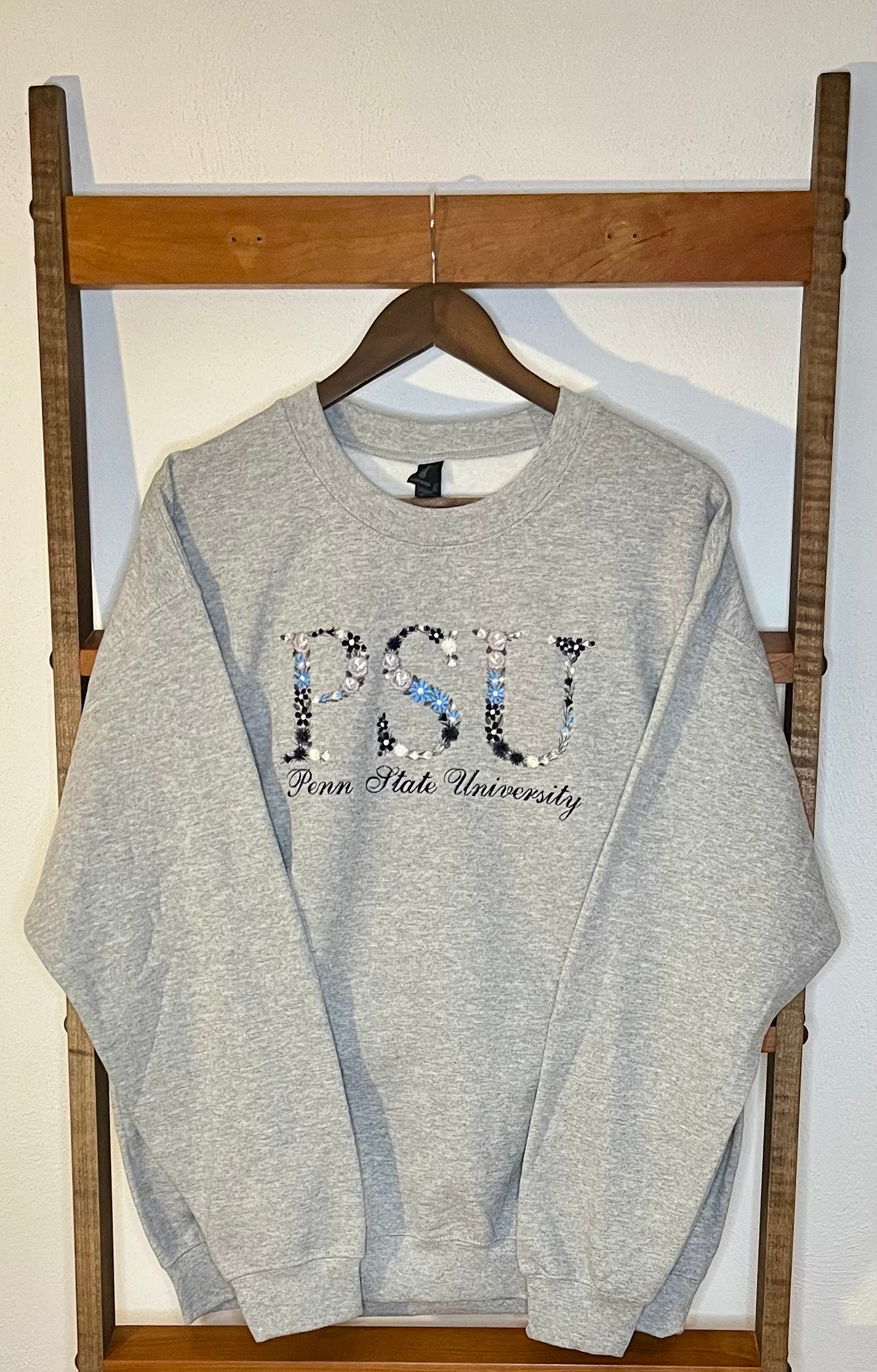 Penn State University Embroidered Sweatshirt