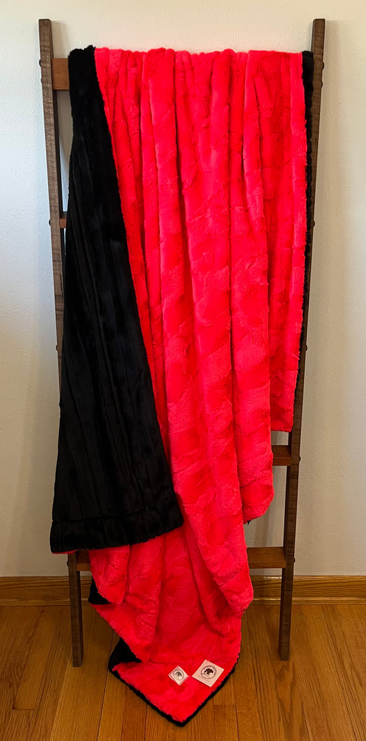 Neon Fierce Hide/Black Vienna Summit Throw