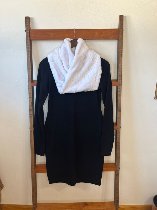 Snow Hide Infinity Scarf