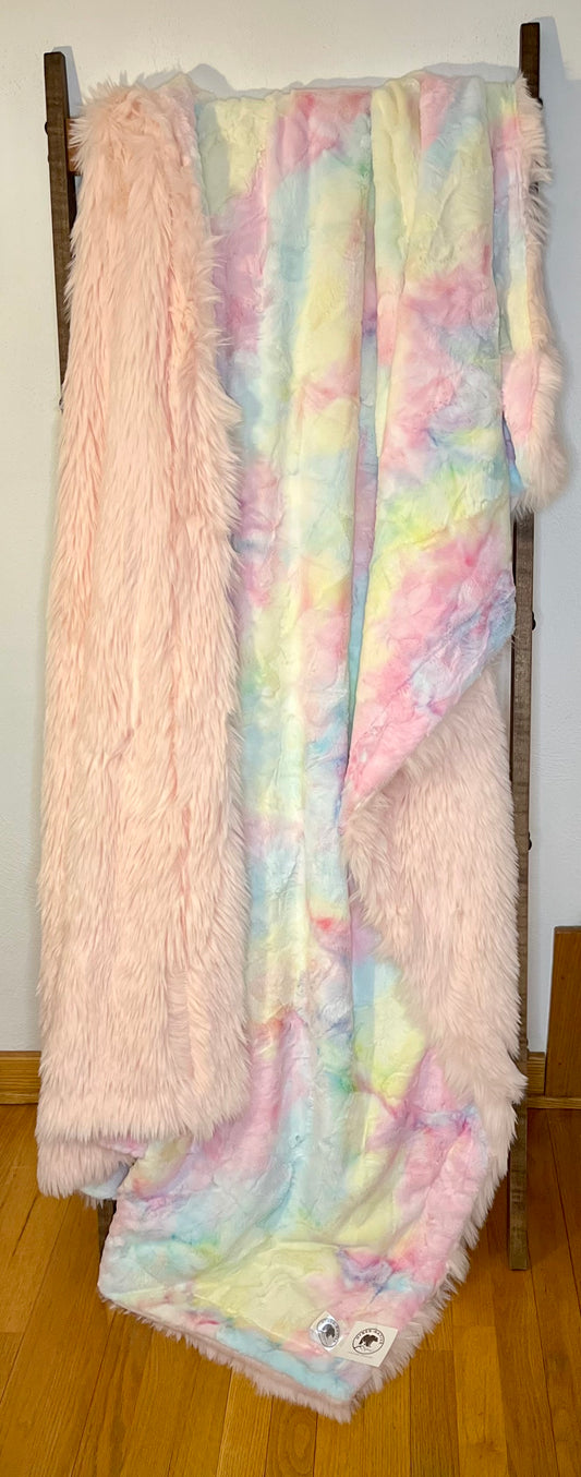 Sorbet Pastel/Dreamy Fur Rosewater Summit Throw
