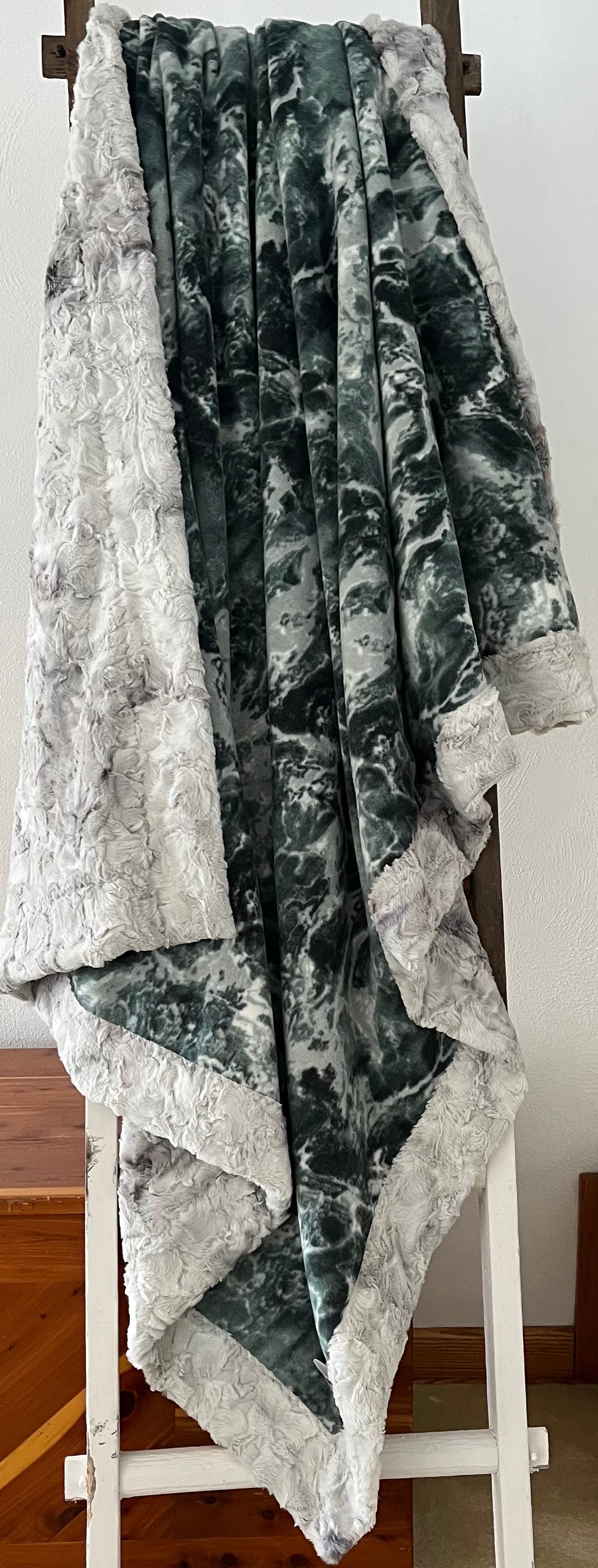 Marbled Greens Adult Throw