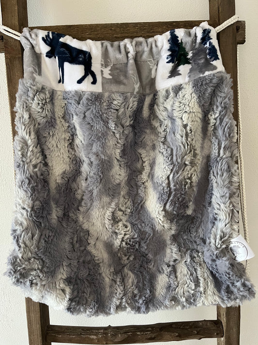 Cabineer Silver Lining Drawstring Backpack